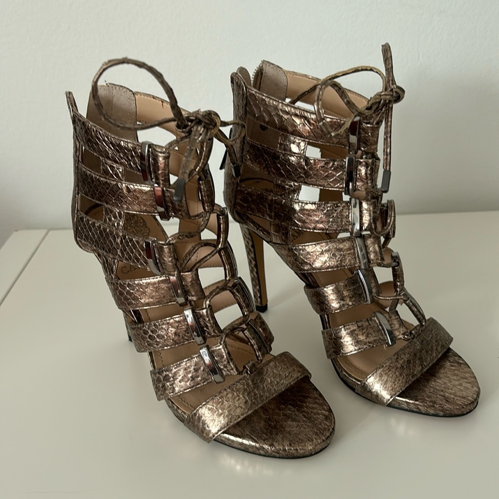 Vince Camuto Bronze Freshi Leather Heels—Faux Snakeskin Size 5.5 M - Picture 2 of 6
